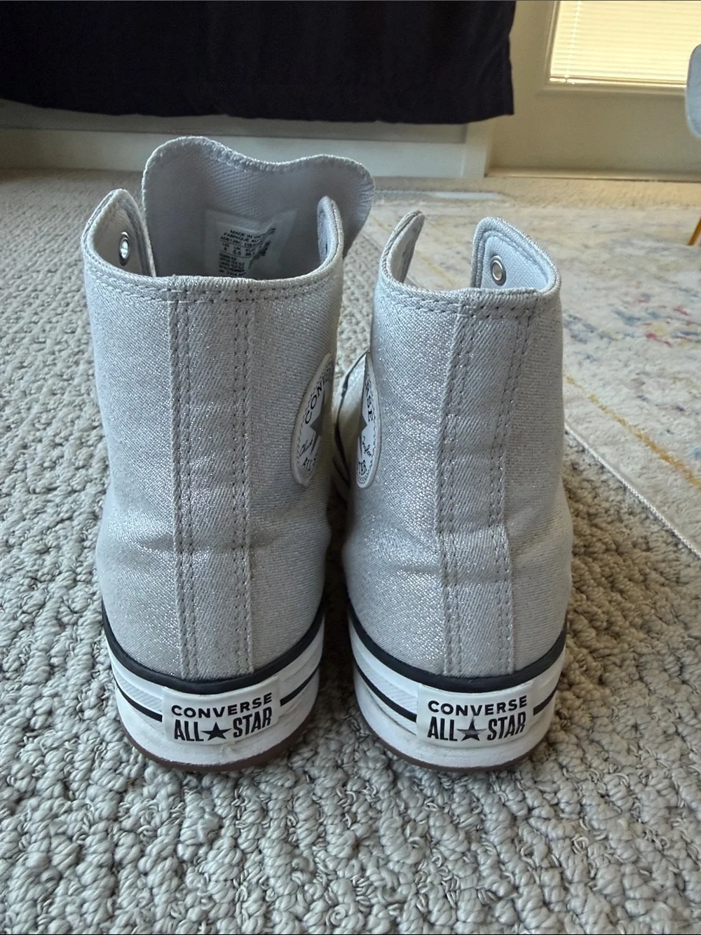 Converse sparkling silver